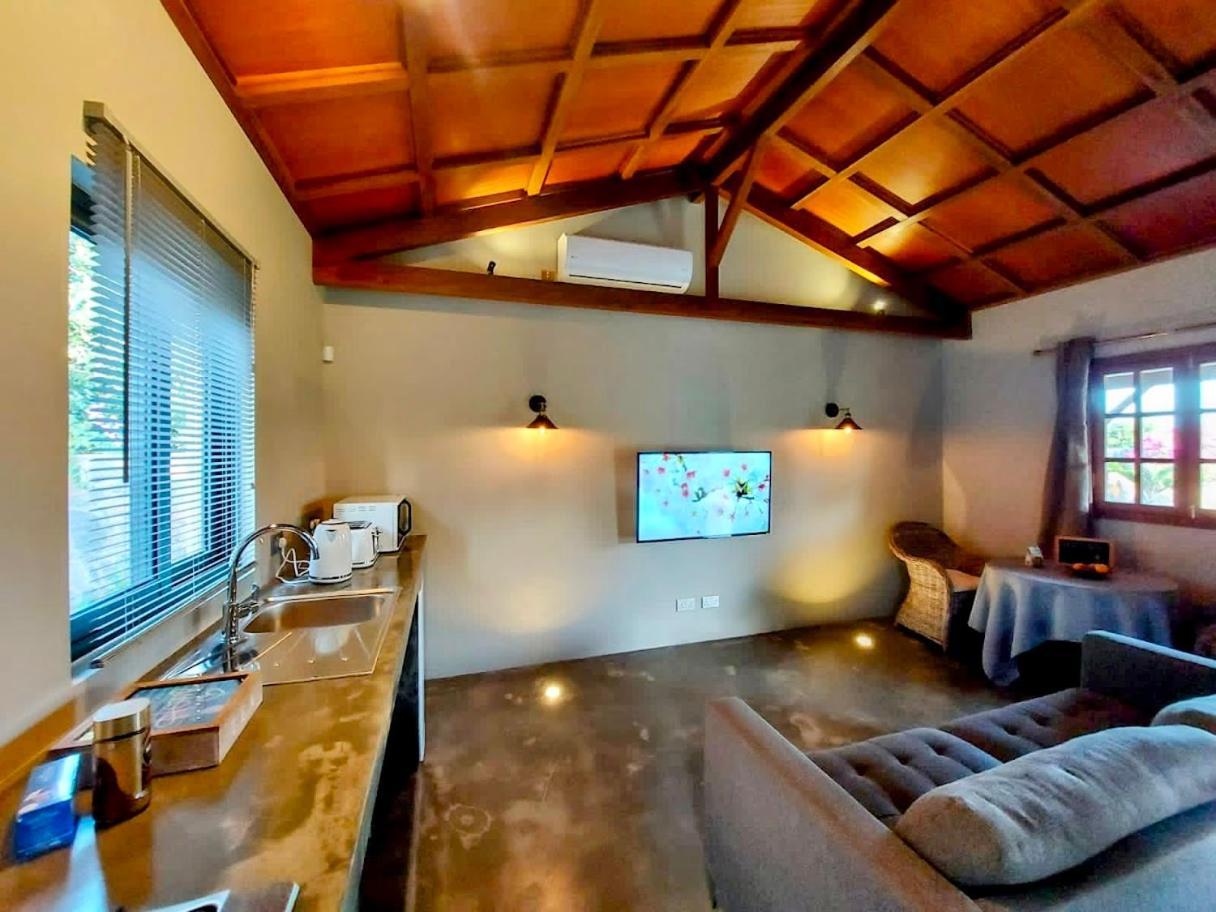 Lakaz Kannell - Vanilla Lodge, Secluded Outside Bath & Shower Infinity Pool Cap Malheureux Exterior photo